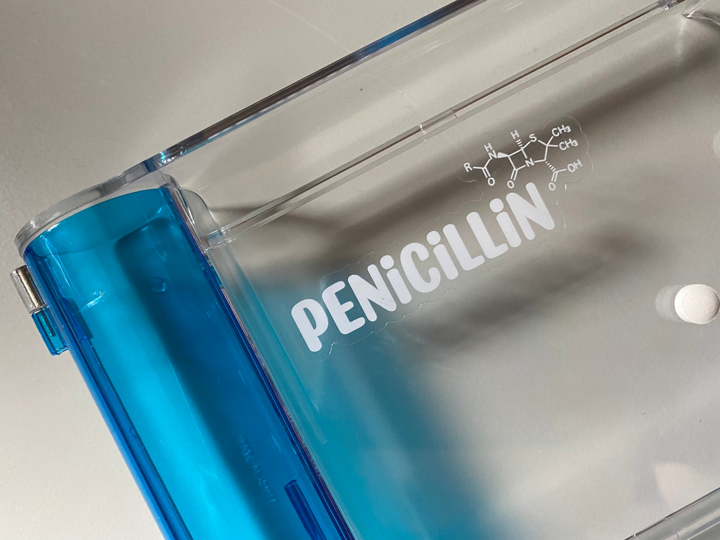 Penicillin Tray Pharmacy Counting Tray Front Adhesive Sticker | 3" x 1.07"